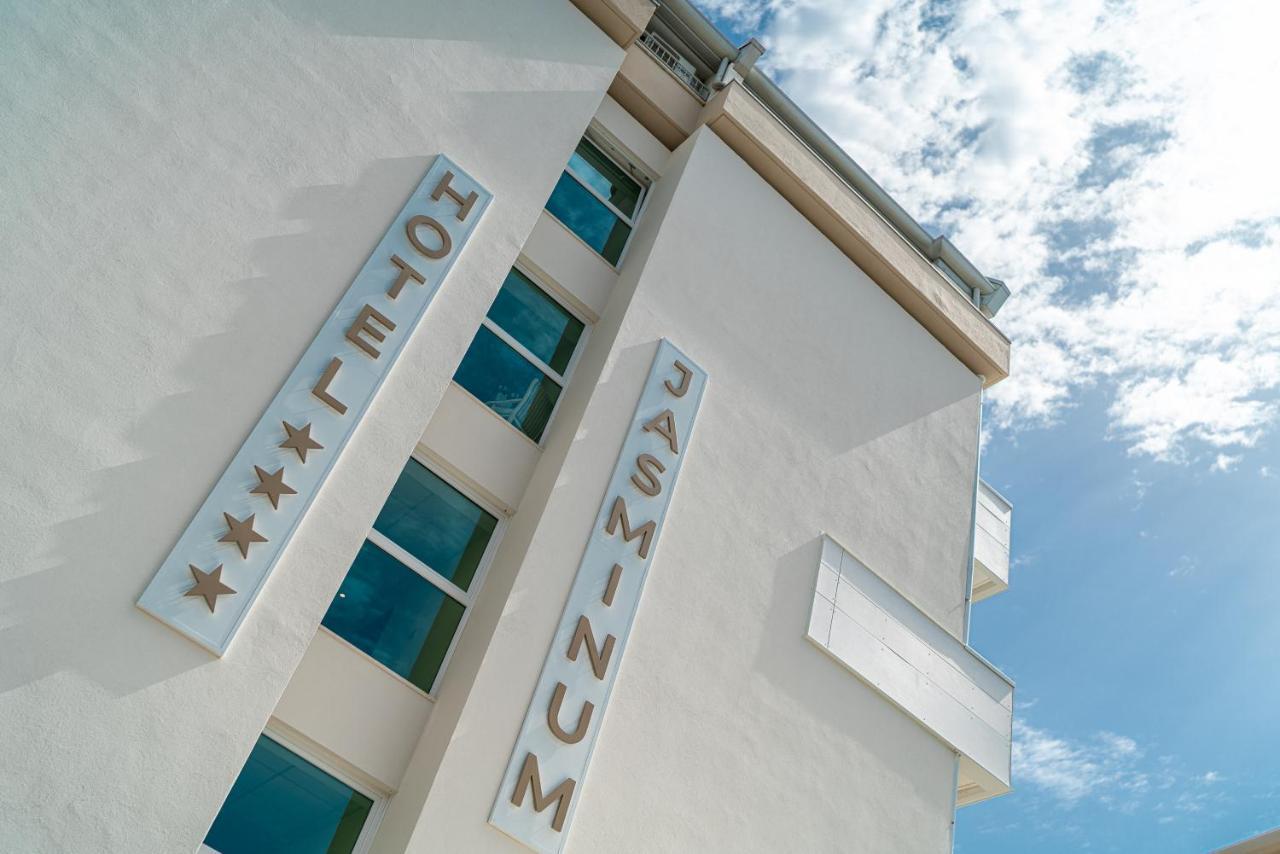 Hotel Jasminum Bibione Kültér fotó