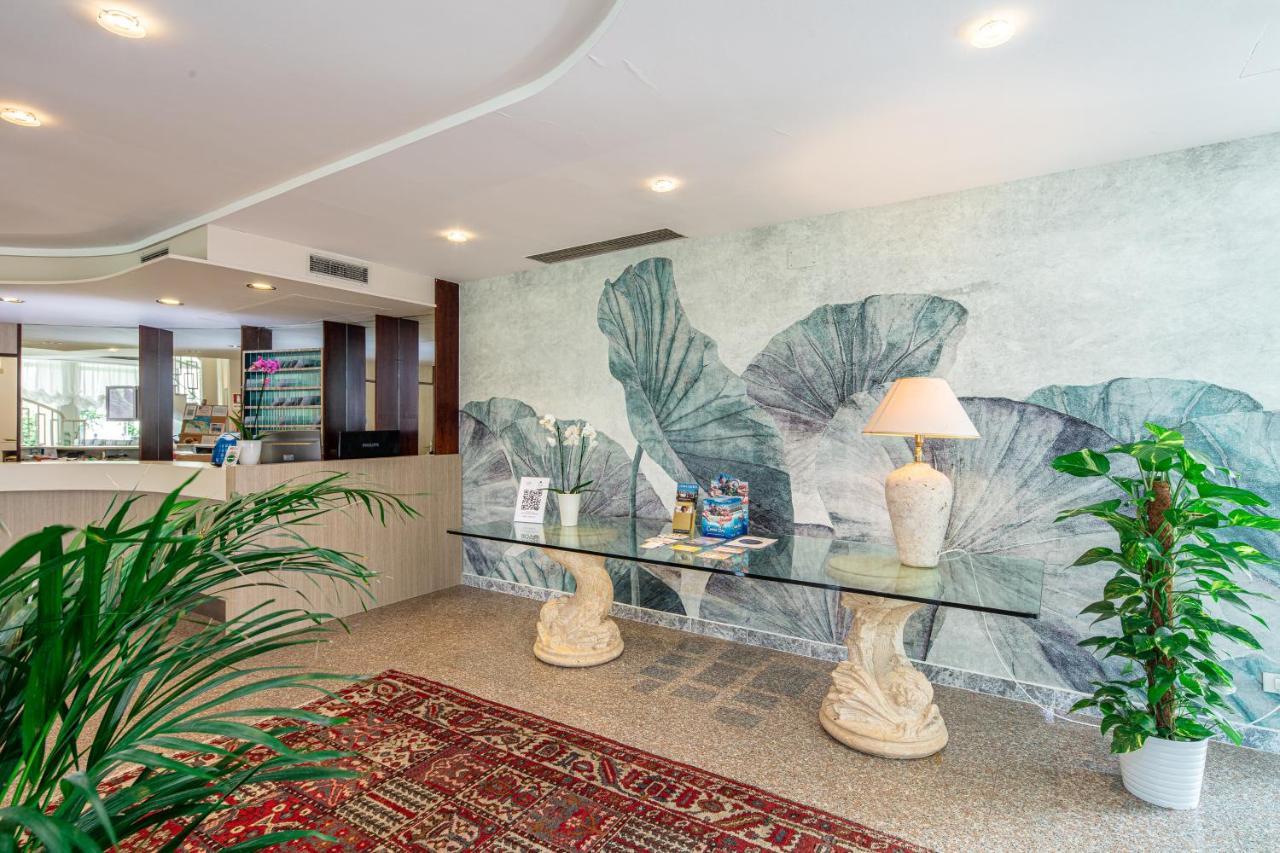 Hotel Jasminum Bibione Kültér fotó