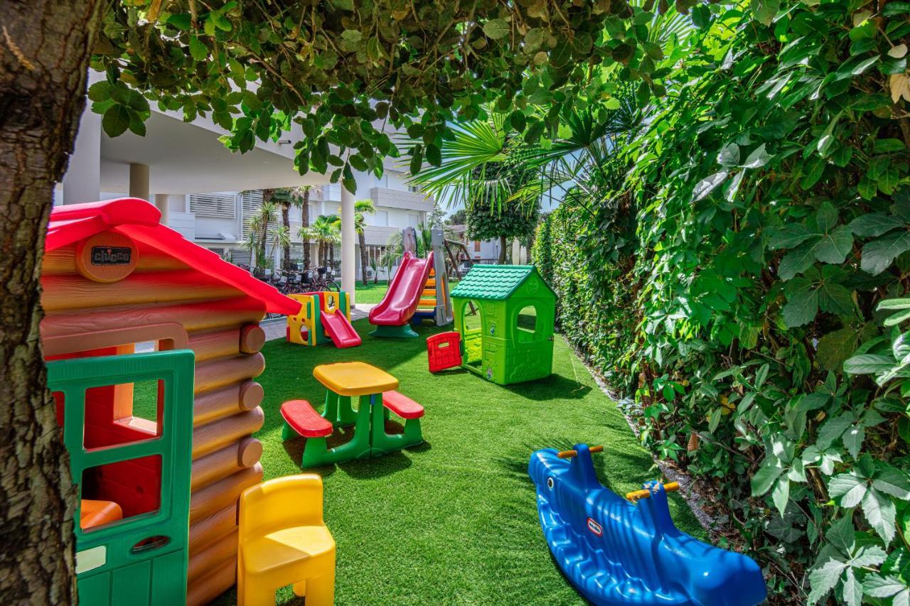 Hotel Jasminum Bibione Kültér fotó