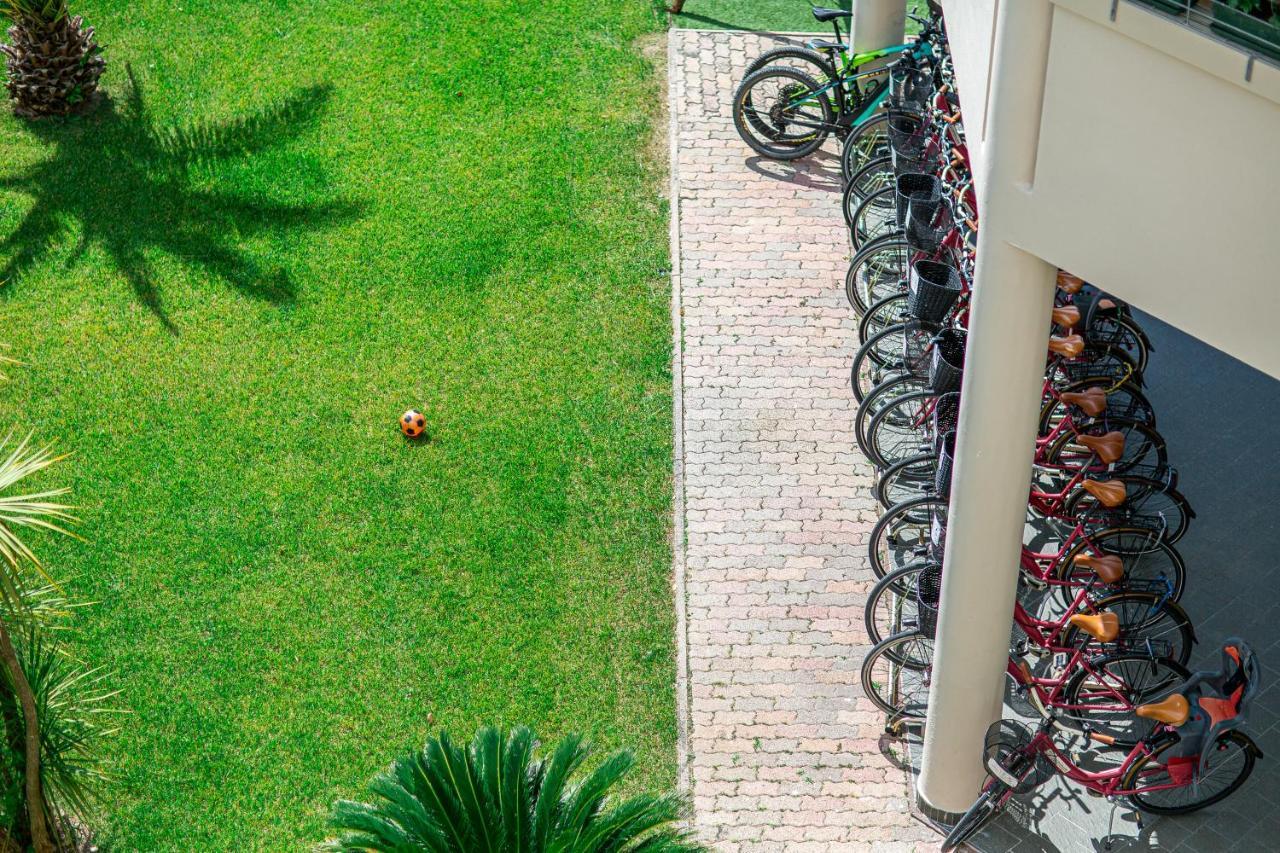 Hotel Jasminum Bibione Kültér fotó