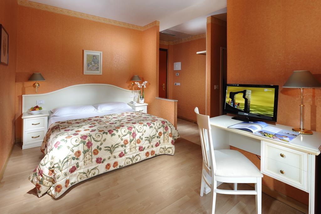 Hotel Jasminum Bibione Kültér fotó