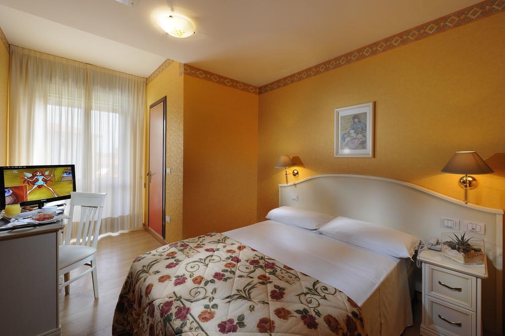 Hotel Jasminum Bibione Kültér fotó